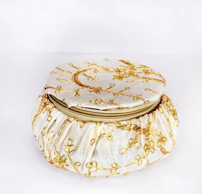 DESIGNER HANDI STYLE POTLI BAGS WEDDING FAVOUR & GIFT PACKING WHITE– DPB16